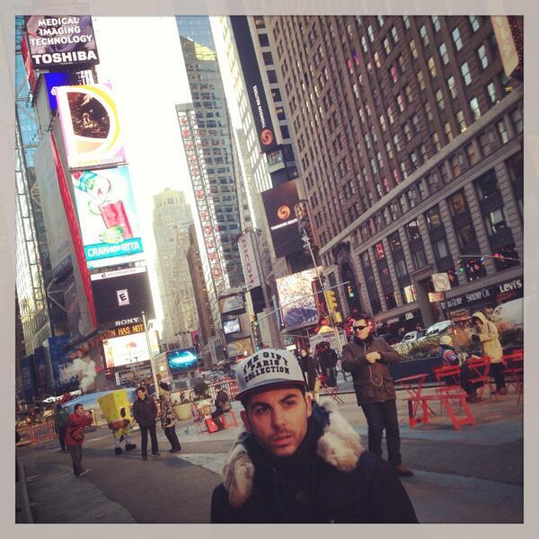 THEGIFTPARIS's tweet photo. @AlbanBartoli Merci surtout à toi pour la pub que tu fait! Content que tu soit satisfait de ta casquette! ;-) http://t.co/qxOHSpLA2D