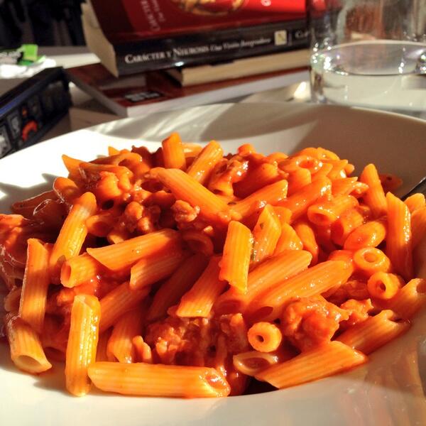 NataSanchezMol's tweet image. El problema de madrugar tanto es que a las 11h estoy que #Devoro ! A #Zampar !😋😭🍝#FelizViernes y #ÚltimoDíaDeOtoño 👏