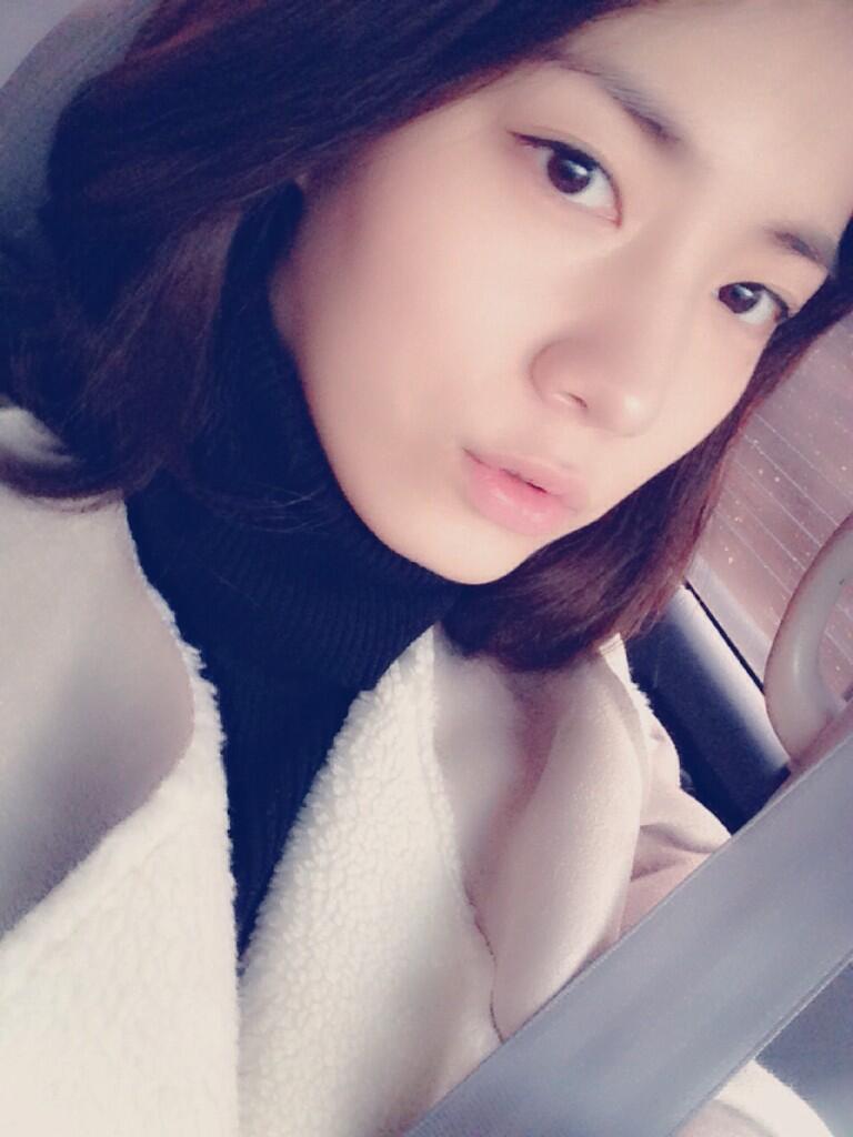 Bb6LxGnIcAA_mou.jpg:large