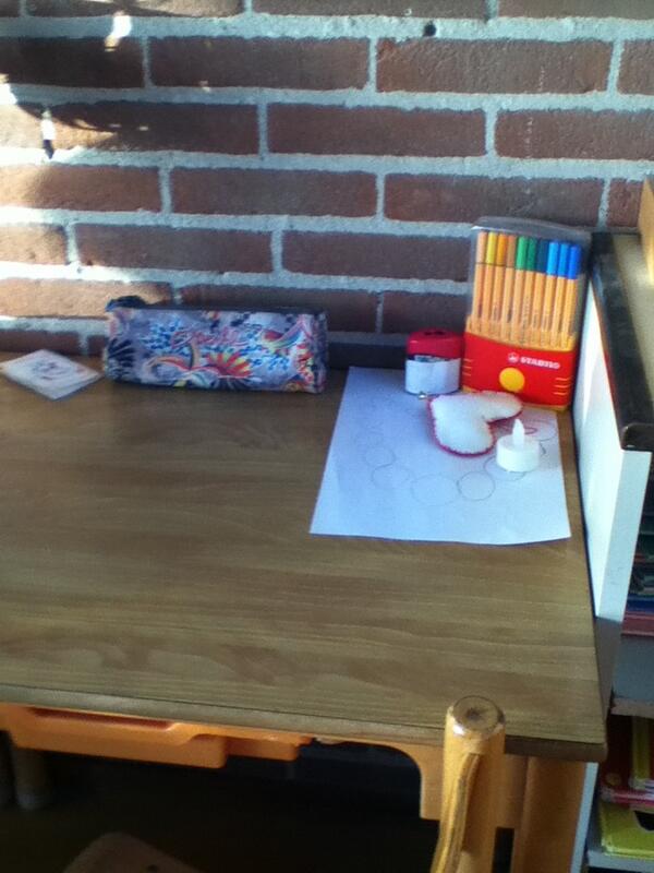 MainiacForEveer's tweet photo. Ik zit op school te tweeten http://t.co/s9ydTEILSk