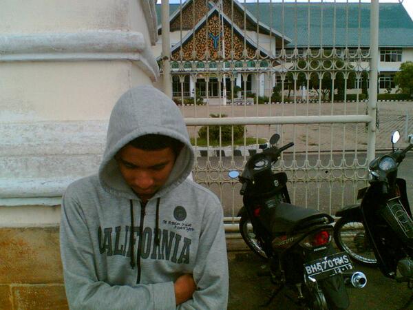 AkangRendra's tweet photo. http://t.co/CrzfuP8C03