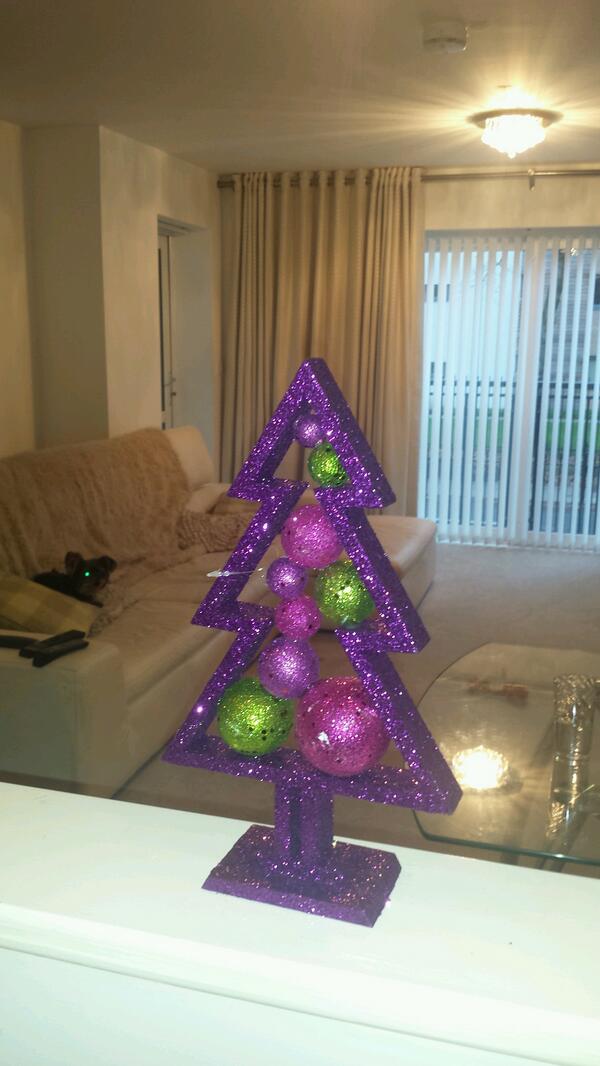 SAM1jo's tweet photo. Thank you @RoseCharley for my lovely festive tree!!! #greatfriend #love xxxxz http://t.co/spPVUIsQgM