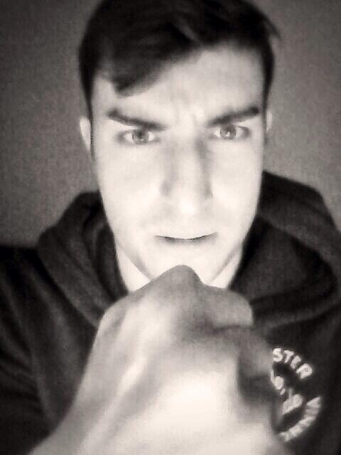 SICARIOS_FC's tweet photo. YO SOY SICARIO!! @miguelarrufat94 http://t.co/FyH6HhW57c