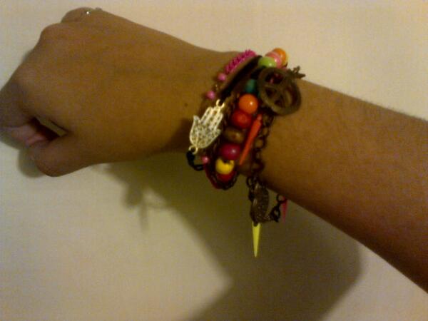 macajorgec's tweet image. Mi querido hamsa como amuleto, siempre siempre. #GetLuck