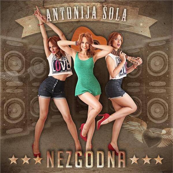diskografija's tweet photo. @AntonijaSola je "Nezgodna" na novom albumu: http://t.co/o0TSHxLe7a http://t.co/EIy0dp6nCr