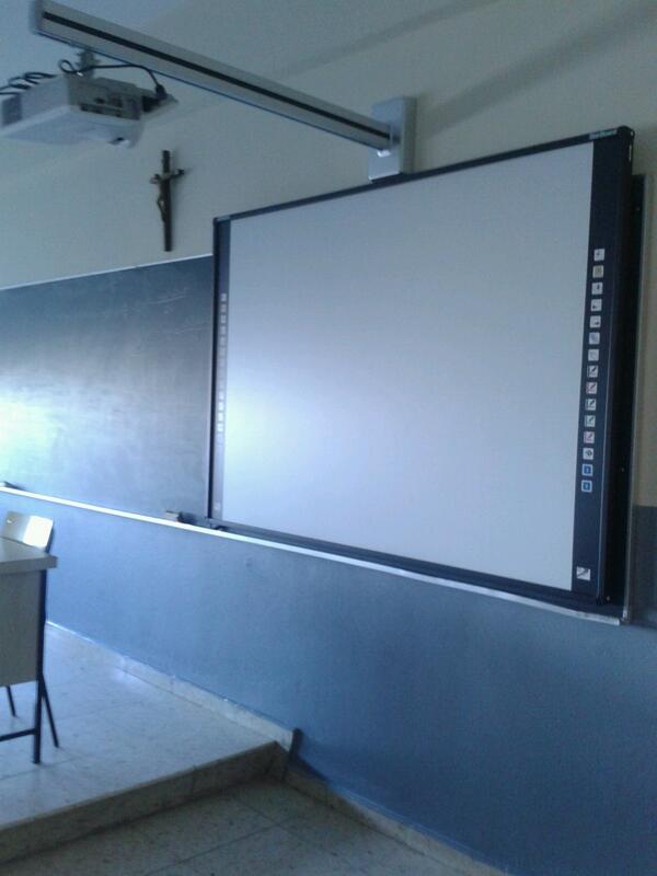 CUARTOBADD's tweet image. @Iria_IR e aquí la modernización prometida con foto del add