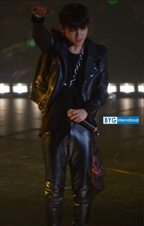 blakacl's tweet photo. hanjer O-O RT @bapbyg90 salah fokus...... http://t.co/cEWzAZ80B4