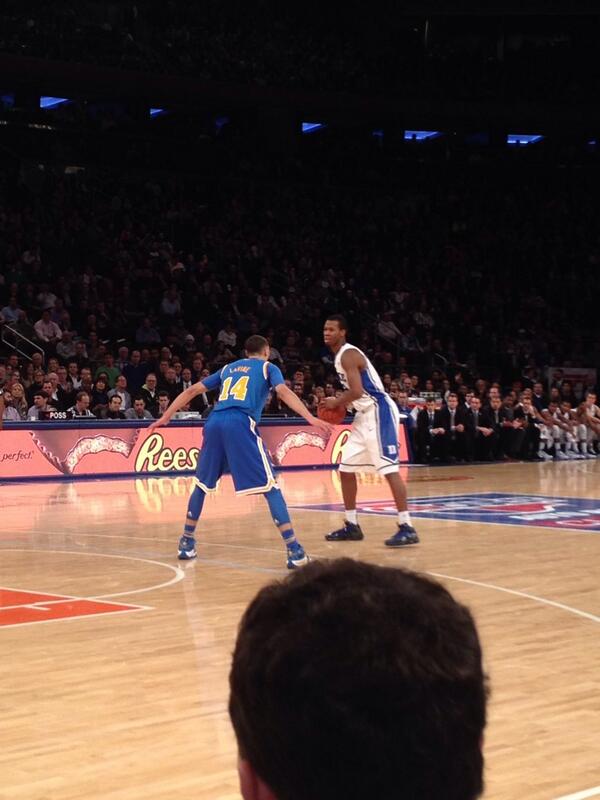 amandahfreeman's tweet photo. Great Duke game...once we finally found a way to our seats...thx guy who let us run across the court. http://t.co/ntRqhVfmms