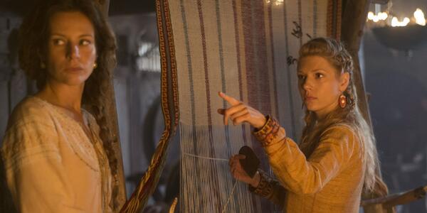 HistoryVikings's tweet photo. The @HistoryVikings Raid to Reveal is here! RT this 900 times to unlock part of the #Vikings S2 premiere date. http://t.co/PpnvxNi8SM