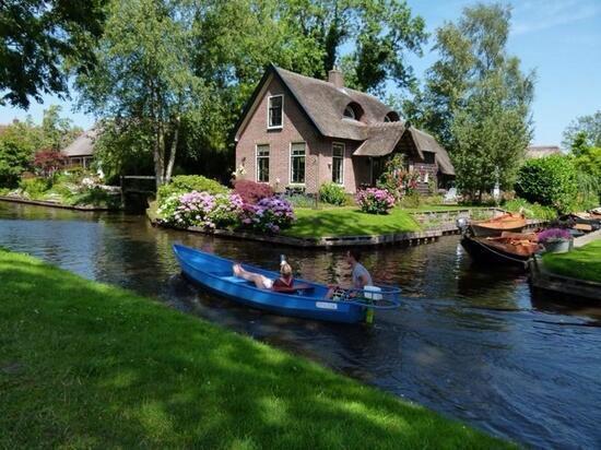 Giethoorn, Países Bajos - La aldea sin carreteras.