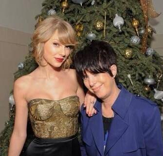 TSwiftLA's tweet image. Another picture of Taylor at @The_SCL holiday dinner in LA the other night.