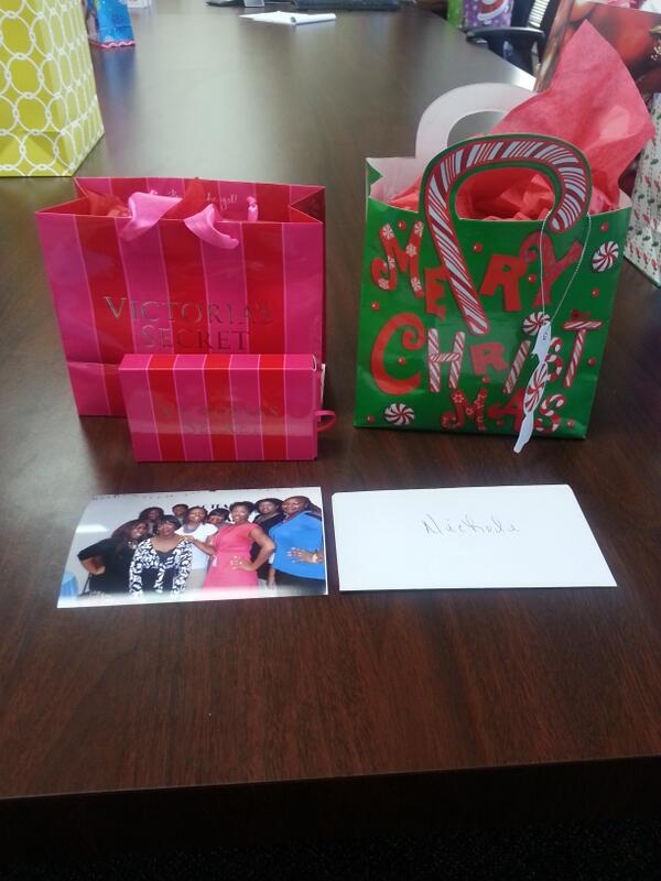 MzNYC's tweet image. Merry Christmas !!!!!!!! #officeparty #teamparty #unitparty ♥♥♥♥♥