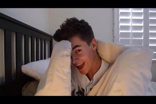 RaiinFall's tweet image. Aye boo.