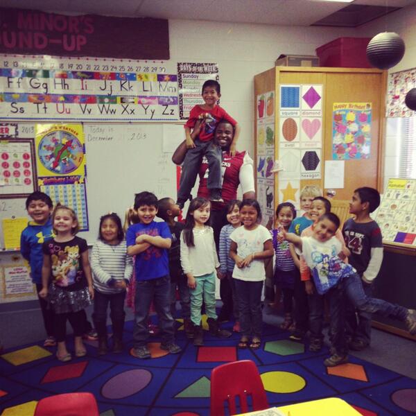 chris20jones's tweet photo. Took a visit to the primary today! These kids made my day! Always good to see the smiles on their faces @RazorbackFB http://t.co/EhsjtCDVmM