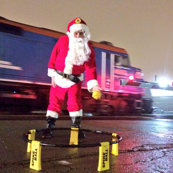 Shipments will arrive in time!!!  Order by 12pm cst tomorrow and it will arrive on Tues!!!!