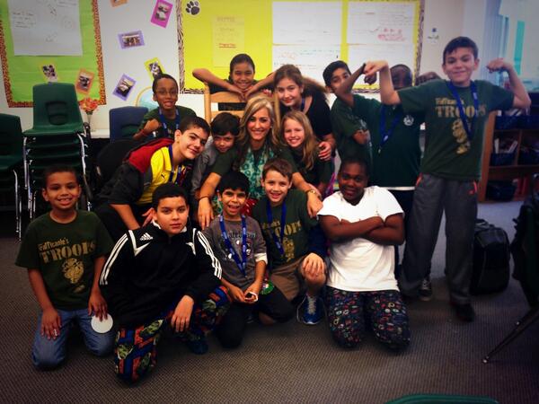 MsT_HGE's tweet photo. Have a happy holidays kiddos!!! I'll miss you 😀 #hgefamily http://t.co/8omhwP8DOe