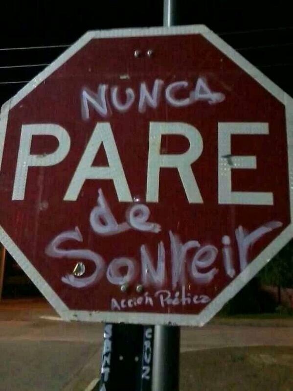 ZASCRON's tweet photo. #SIGUEMEYTESIGO 
#Navidad 
#Felizdia
Que sean felices http://t.co/Sck4gFP20z