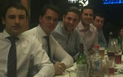 eldeontur's tweet photo. Quinteto ideal comenzando la nocheee!! @Damianroom @Adolf_m23 @Jesus_or92 y @AntonioTitos93 grandeees!! Jajajaja. http://t.co/ZlrqtILcfW