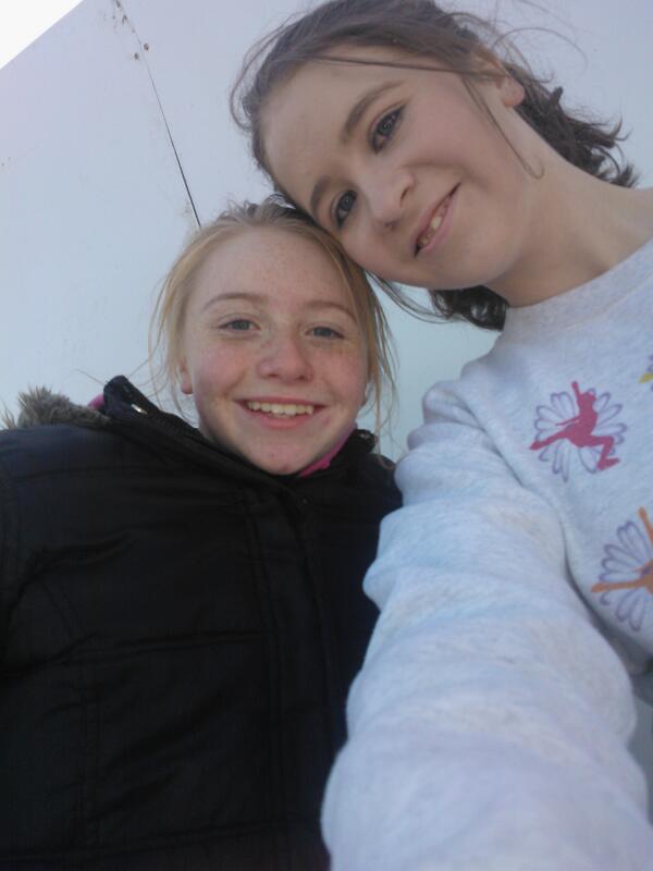 Identitymusical's tweet photo. Emily and jasmine #IceSkating on Saturday. http://t.co/0ZbUtGBViK