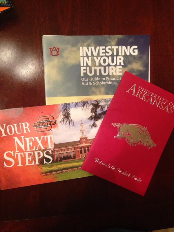 cholbyrich's tweet photo. Decisions. Big ole decisions. Where to? http://t.co/BjhK7F8Lzq