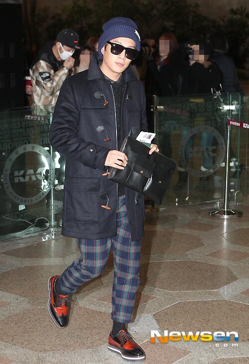 BbAaNiyCEAA_ZVh.jpg:large