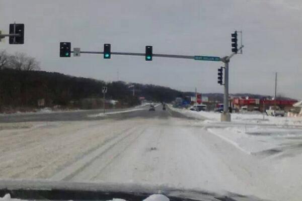 RicksterBagley's tweet photo. RT @5NEWSGarrett: Anyone wanna guess where Arkansas roads end &amp; Missouri begin? http://t.co/aTX1Jx6n3K