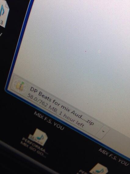 Mixwellstudios's tweet image. My Sunday night