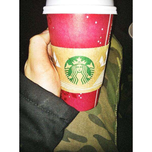 UKIMASTER's tweet image. Treated the familia to Starbucks 😏 #goodsin