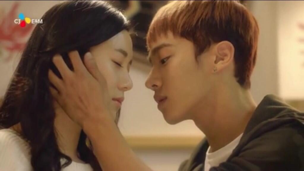 BbBK1qnCEAEfM6c.jpg:large