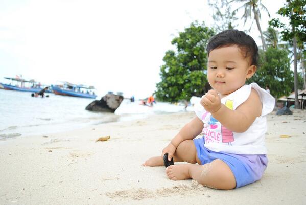 wahitho's tweet photo. main pasir yuk bun @silvysilvy http://t.co/cNzb0hG66f