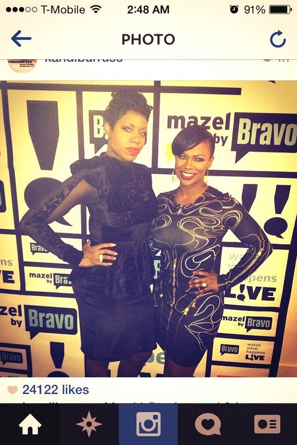 HoodVangelist's tweet image. Amidst all the chatter rose two bosses lol all the way to the Bank. 
👏🙌😍😘👏🙌
@Kandi and @TasiasWord . 
#ReTweetThat
