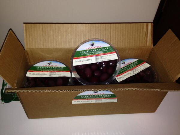palza's tweet photo. Aceitunas de Azapa negras naturales, el mejor producto desde el norte de Chile, muy pronto en Canadá. http://t.co/BTik91JXP1