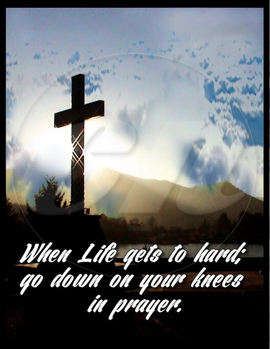 FaithPrayInGod's tweet image. When Life gets to hard; go down on your knees in prayer.