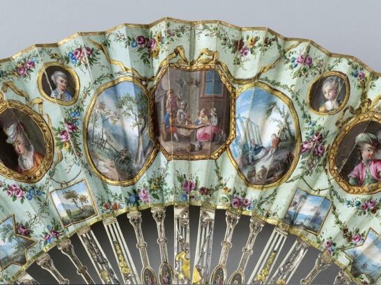 mariefrancemag's tweet image. Les #éventails s'exposent au #musée Cognacq-Jay. Une idée de #sortie pour les parisiennes !
bit.ly/1gjdgd6