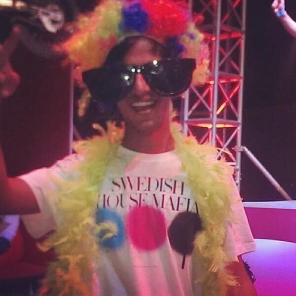 SunburnGoaPics's tweet photo. It’s me bitches xD Craziness #crazy #brother #brosforlife #bestfriend #best #concert #live #livelovedance #sunbur... http://t.co/WpseBiAay4