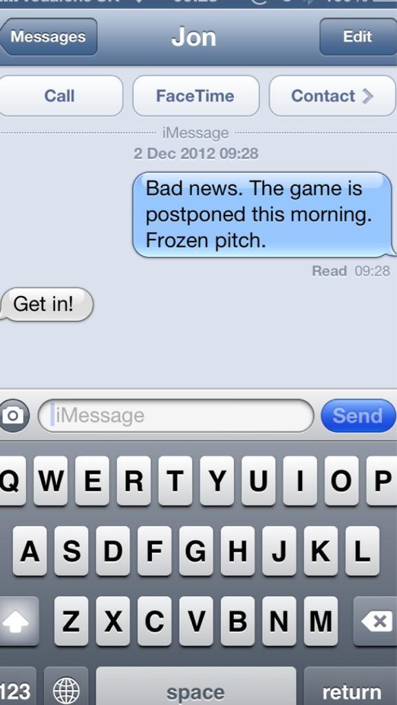 dancingdaz83's tweet photo. "@SundayChants: @ricktwelves Typical Sunday League striker. http://t.co/7gmMI4592v"