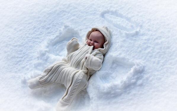 PastaStacija's tweet photo. Ir laiks atcerēties bērnību :) #snow http://t.co/2nuXd73BBO