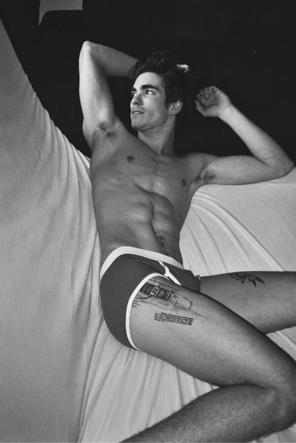 PlayingHopeless's tweet image. 