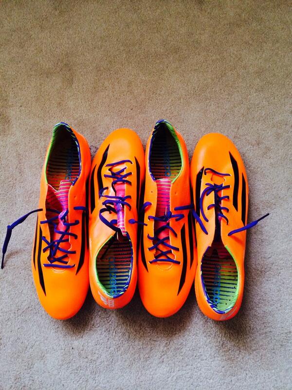 MarvinSordell's tweet photo. Gonna give away these new F50's signed as an early xmas present for a couple of lucky followers. RT to enter ✌️ http://t.co/Ujf0sS02gi