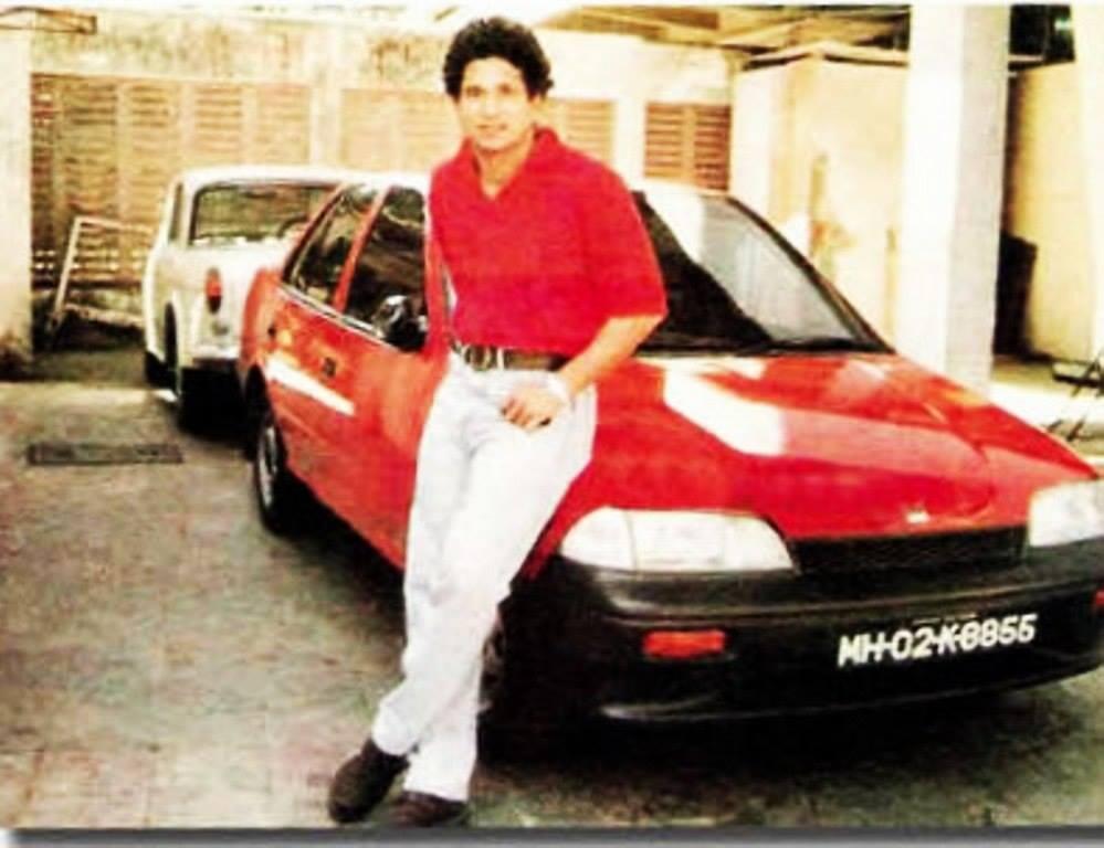 Sachin Tendulkar Fan Club on X: "Sachin's First Car Maruti 800 For which he  took a loan of Rs. 40000 and today he is the Brand Ambassador of BMW  http://t.co/qfKs31HT99" / X