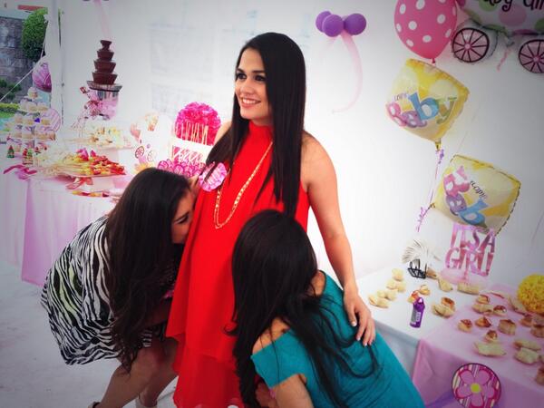 3 días y nace Valentina 😱 <a href="/naslaNayen/">Nasla Nayen</a> <a href="/mkntoral/">Mariana Cantoral</a>