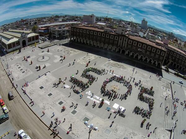 fdxinantecatl's tweet photo. S.O.S. el Nevado de Toluca está en peligro. Gracias a todos. @TolucalaBellaCd @MetrobusTolYA @Jess_be_blue @Casologo http://t.co/9qJXmjGDs2