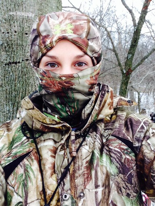 Decided to try my luck I'm the stand for an evening hunt, so far it's been a waste of time 😩 http://t<a href="/tag/onmfc"class="tags"><span>#onmfc</span></a>