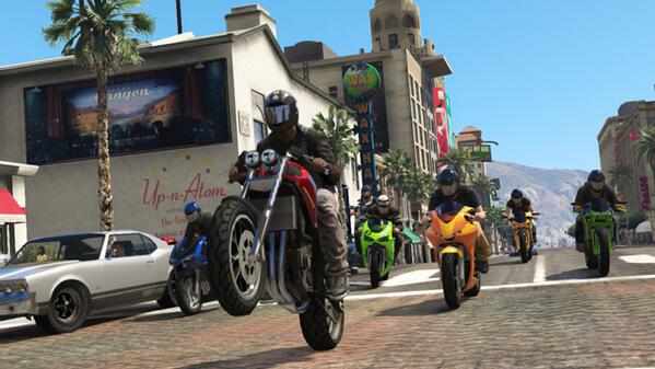 RockstarGames's tweet photo. #GTAOnline Update: Free Deathmatch &amp; Race Creators Beta this week + Capture Mode and more. http://t.co/8fWaOMsCKK http://t.co/MX6iamhs08
