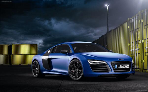 AudideMexico's tweet photo. La revista Motor Magazine otorgó a Audi R8 V10 Plus el título de “Best Performance Car of the year”. ¡Gracias! http://t.co/P8MXLYxCJT