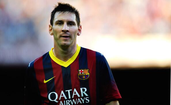 MotivacionesF's tweet photo. RT Si crees que Messi merece ganar el Balón de Oro. http://t.co/D8V9x7NSt7