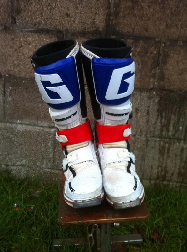 OSCMotoparc's tweet photo. @ProGreenMX also gets your boots looking sharp!!! After...@KeiranConlon259 http://t.co/u5Uqs19bSB