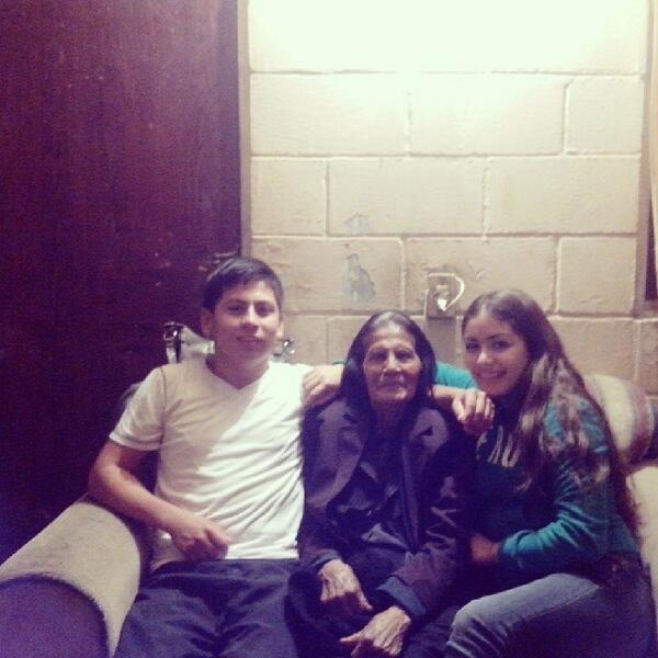 Abrilescoto_'s tweet image. Cumple abue #2fam #bff #1