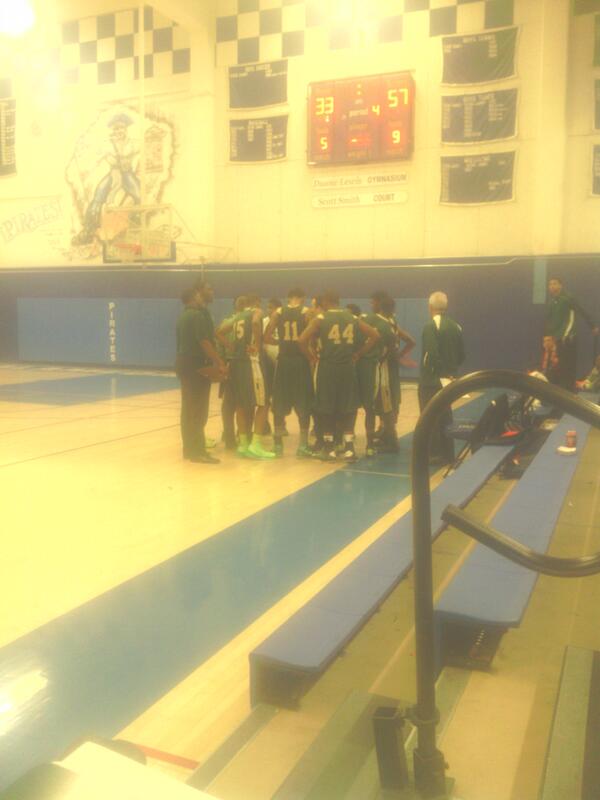 ACHSTrojans's tweet photo. Varsity!  "You should've been a Trojan" @ACHShoops http://t.co/HJxe6hZ2TS