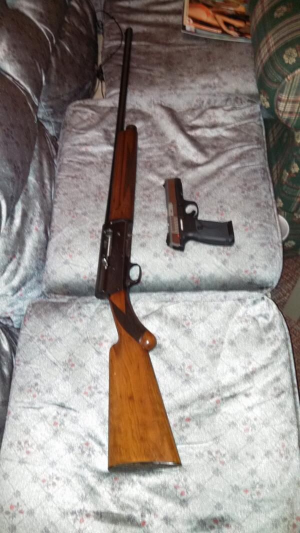 mushguy92's tweet photo. Got me some guns http://t.co/dBaYsEhcvC